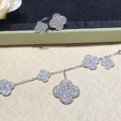 [Royal Top]CLOVER 6 MOTIFS SILVER DIAMOND BRACELET