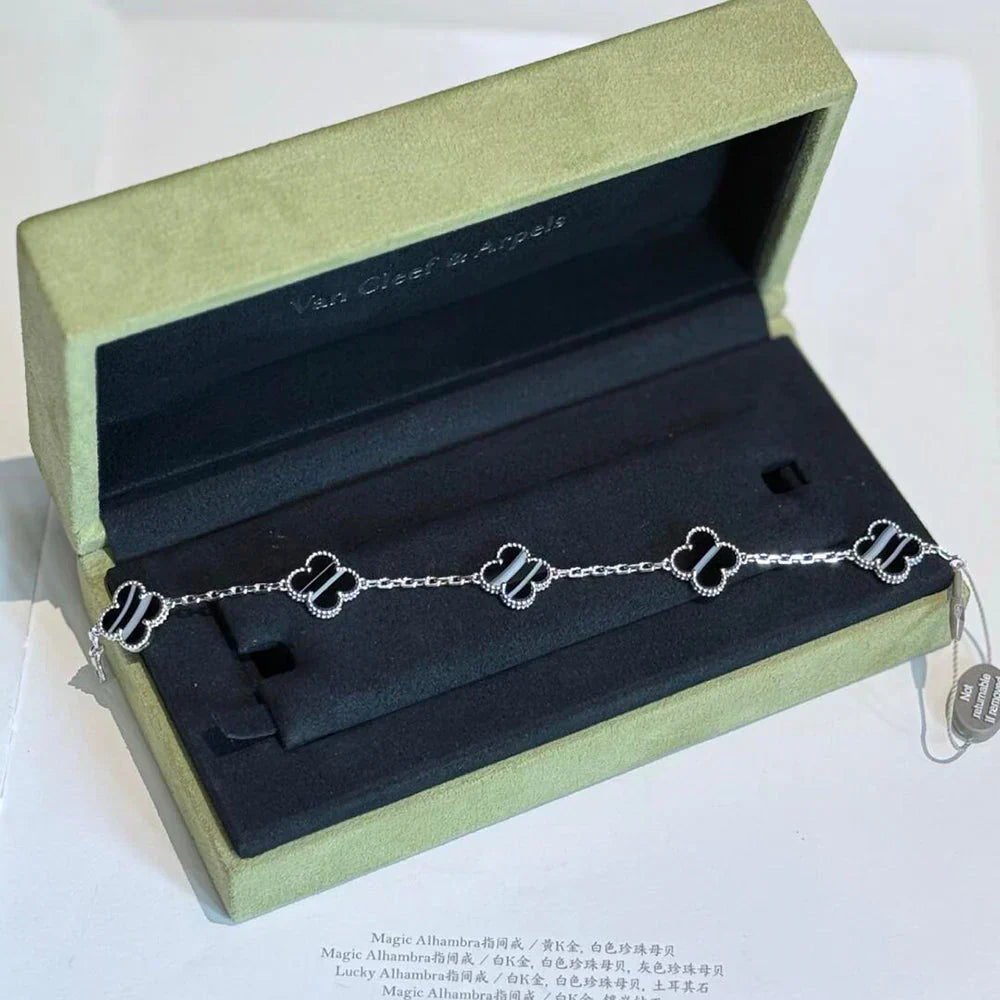 [Royal Top] CLOVER 5 MOTIF PULSAR STONE BRACELET COLLECTION