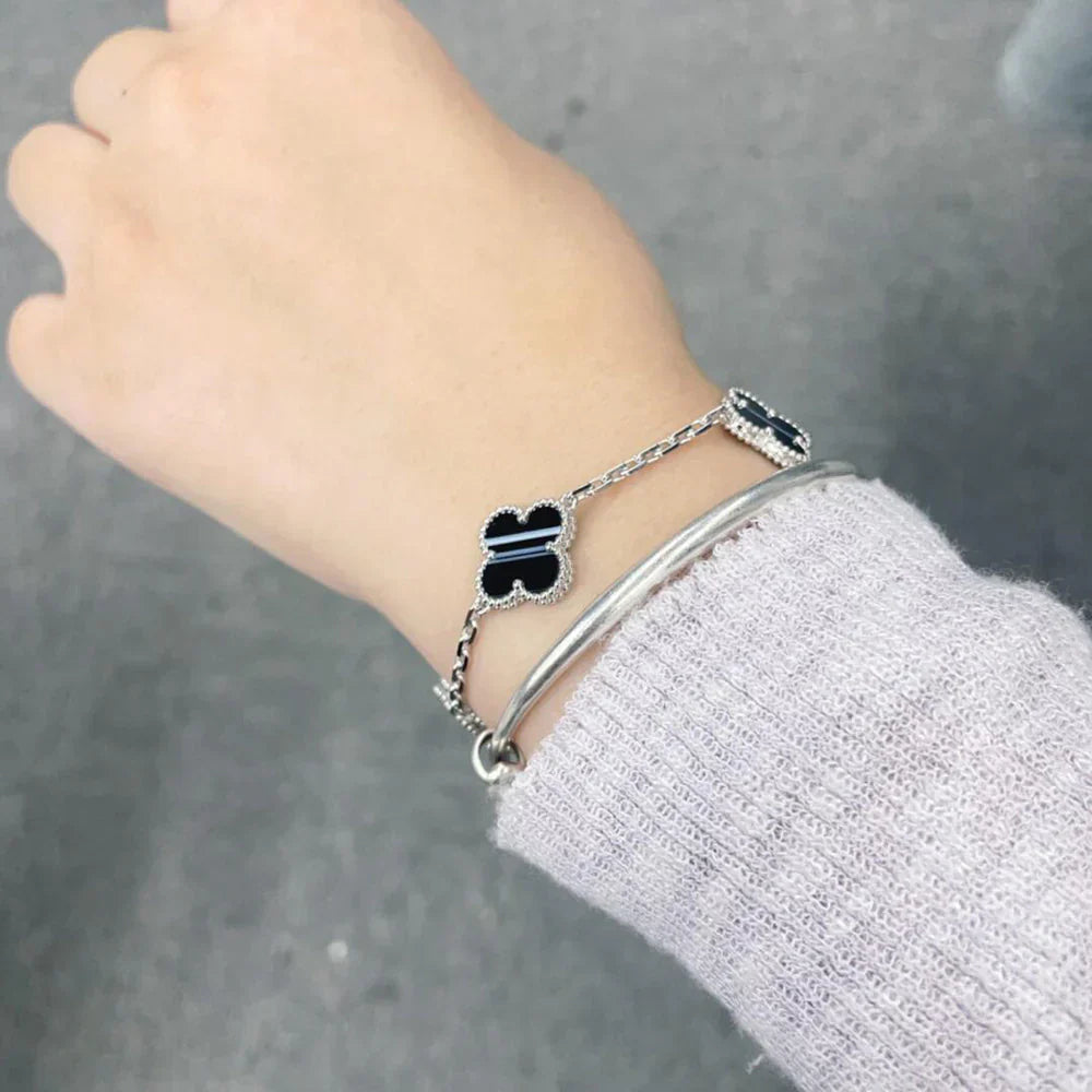 [Royal Top] CLOVER 5 MOTIF PULSAR STONE BRACELET COLLECTION