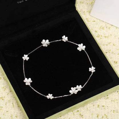 [Royal Top]FRIVOLE SILVER 9 FLOWERS NECKLACE