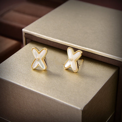 [Royal Top]JEUX DE WHITE MOP GOLD DIAMOND EARRINGS