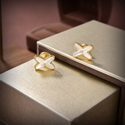 [Royal Top]JEUX DE WHITE MOP GOLD DIAMOND EARRINGS