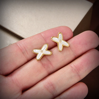 [Royal Top]JEUX DE WHITE MOP GOLD DIAMOND EARRINGS