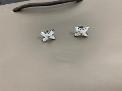 [Royal Top]JEUX DE WHITE MOP SILVER DIAMOND EARRINGS