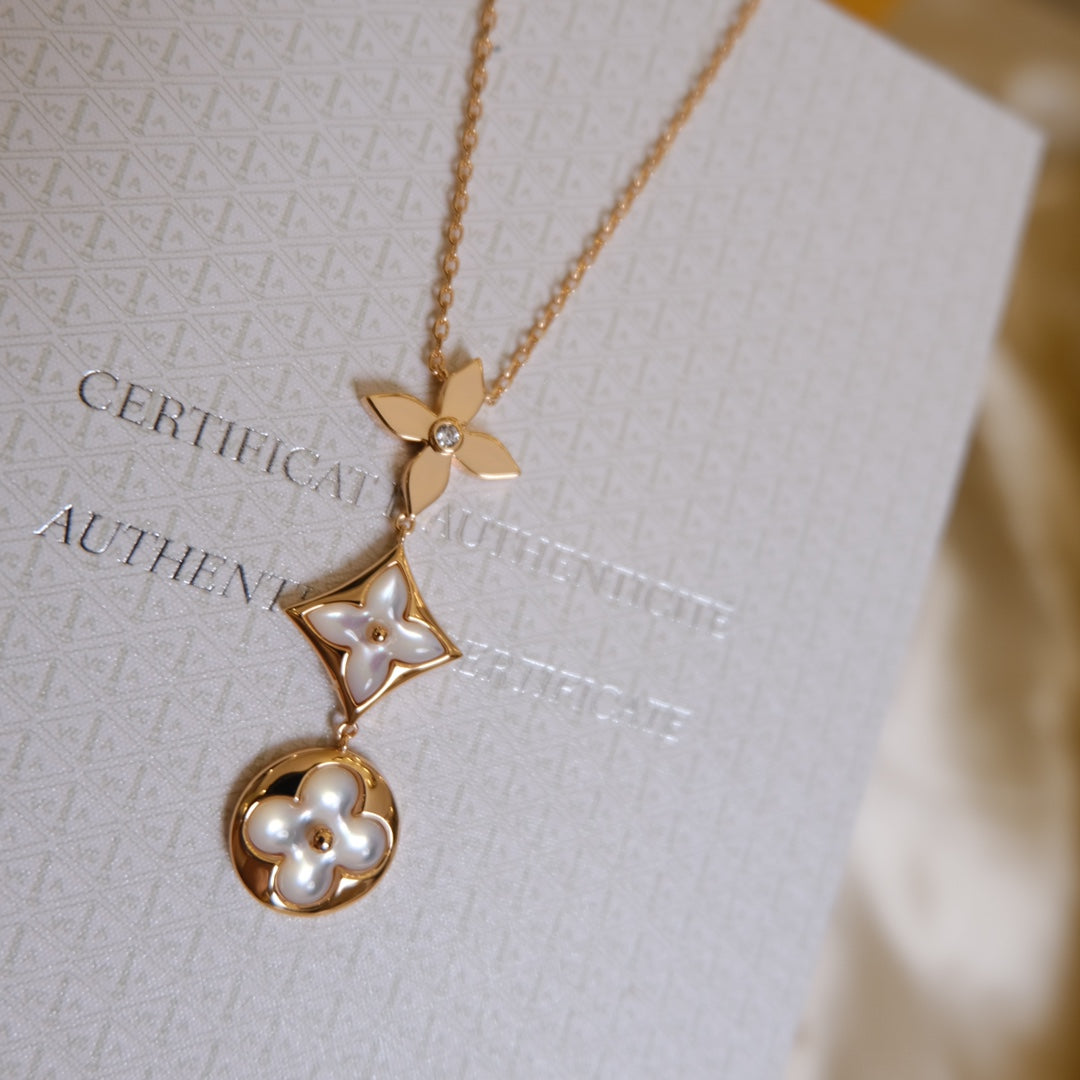 [Royal Top]COLOR BLOSSOM LARIAT NECKLACE PINK GOLD WHITE MOTHER PEARL AND DIAMOND