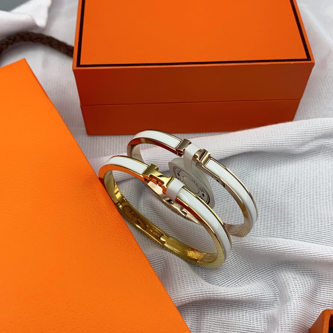 [Royal Top]CLASSIC HM CLIC WHITE 8MM ENAMEL BRACELET