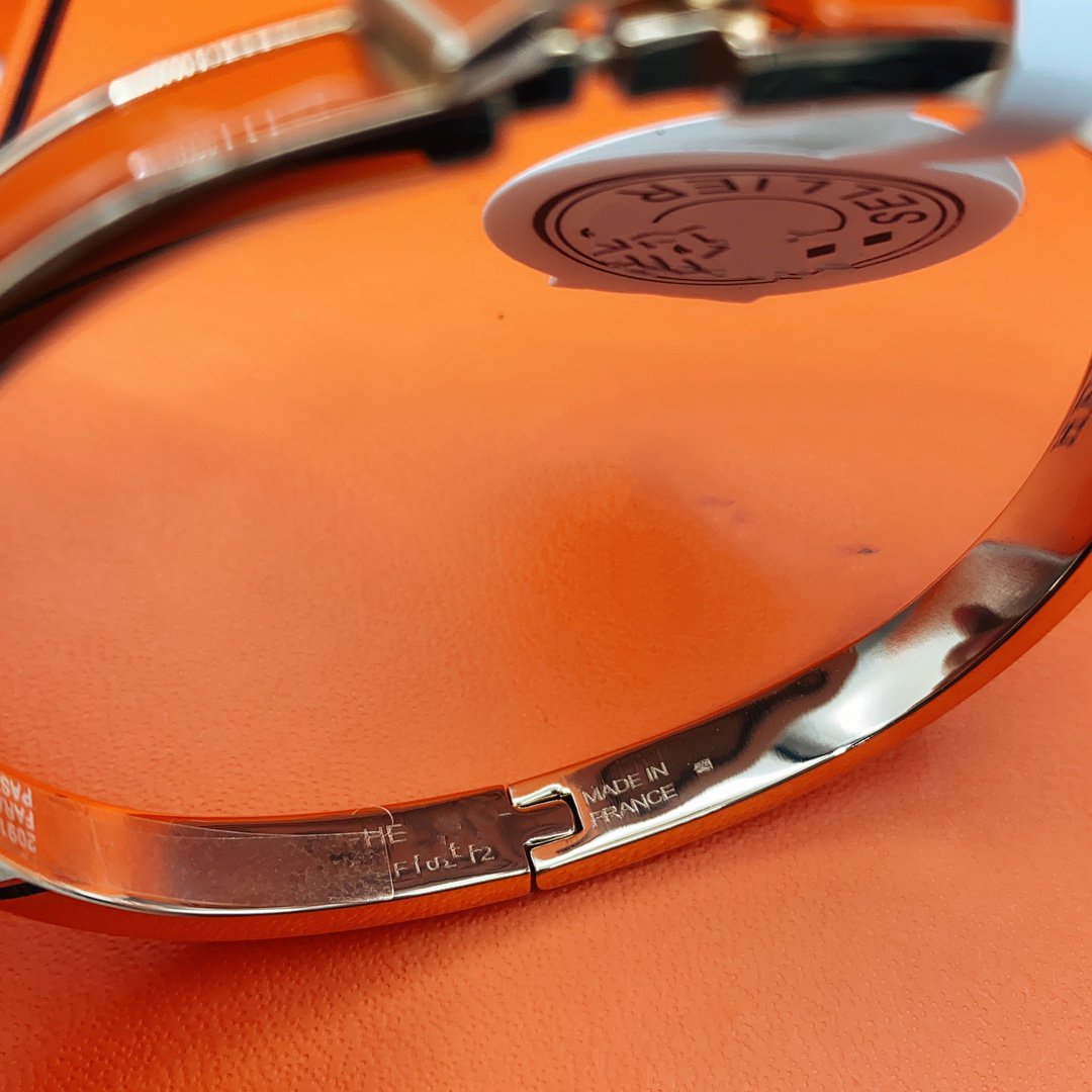 [Royal Top]CLASSIC HM CLIC RED 8MM ENAMEL BRACELET