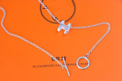 [Royal Top]HM NECKLACE H LETTER OVAL SERIES