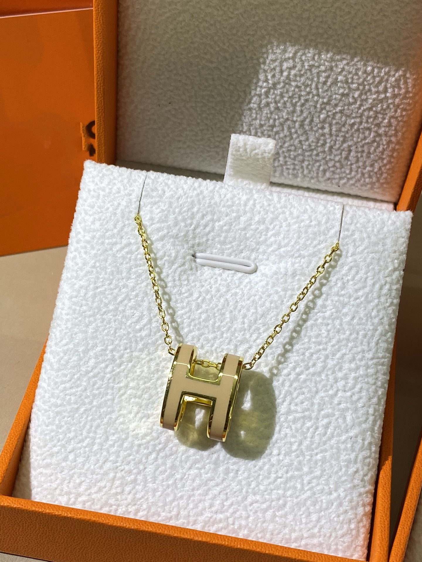 [Royal Top]HM CLIC YELLOW ENAMEL GOLD NECKLACE