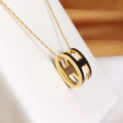 [Royal Top]HM CLIC BLACK ENAMEL GOLD NECKLACE