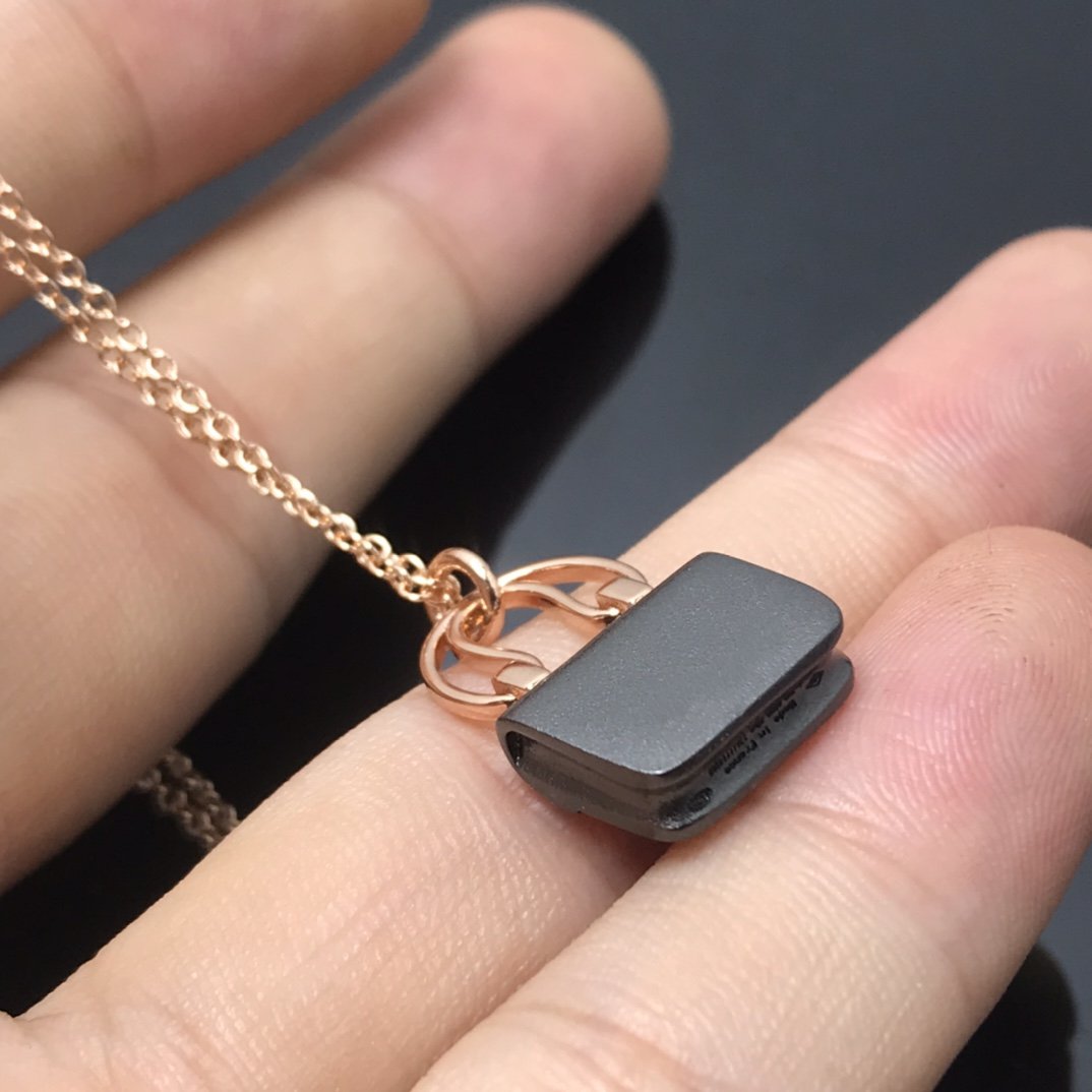 [Royal Top]WOMEN'S HM AMULETTES CONSTANCE PENDANT NECKLACE