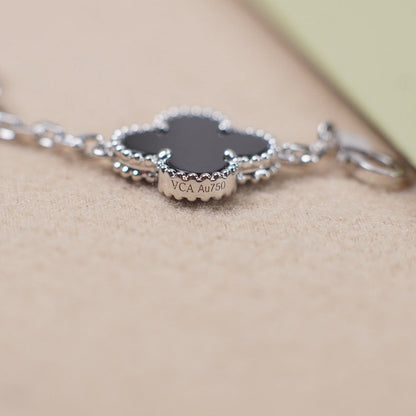 [Royal Top] CLOVER 5 MOTIF ONYXS BRACELET COLLECTION