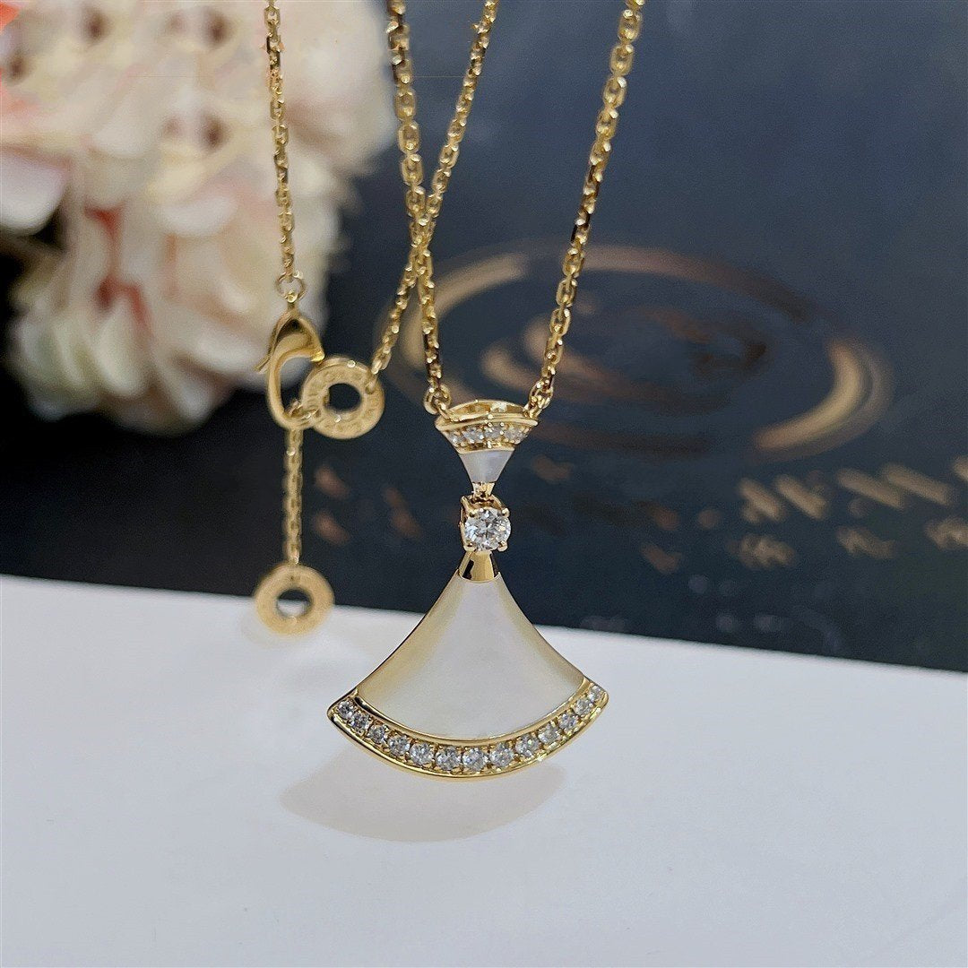 [Royal Top]DREAM NECKLACE MOP GOLD DIAMOND