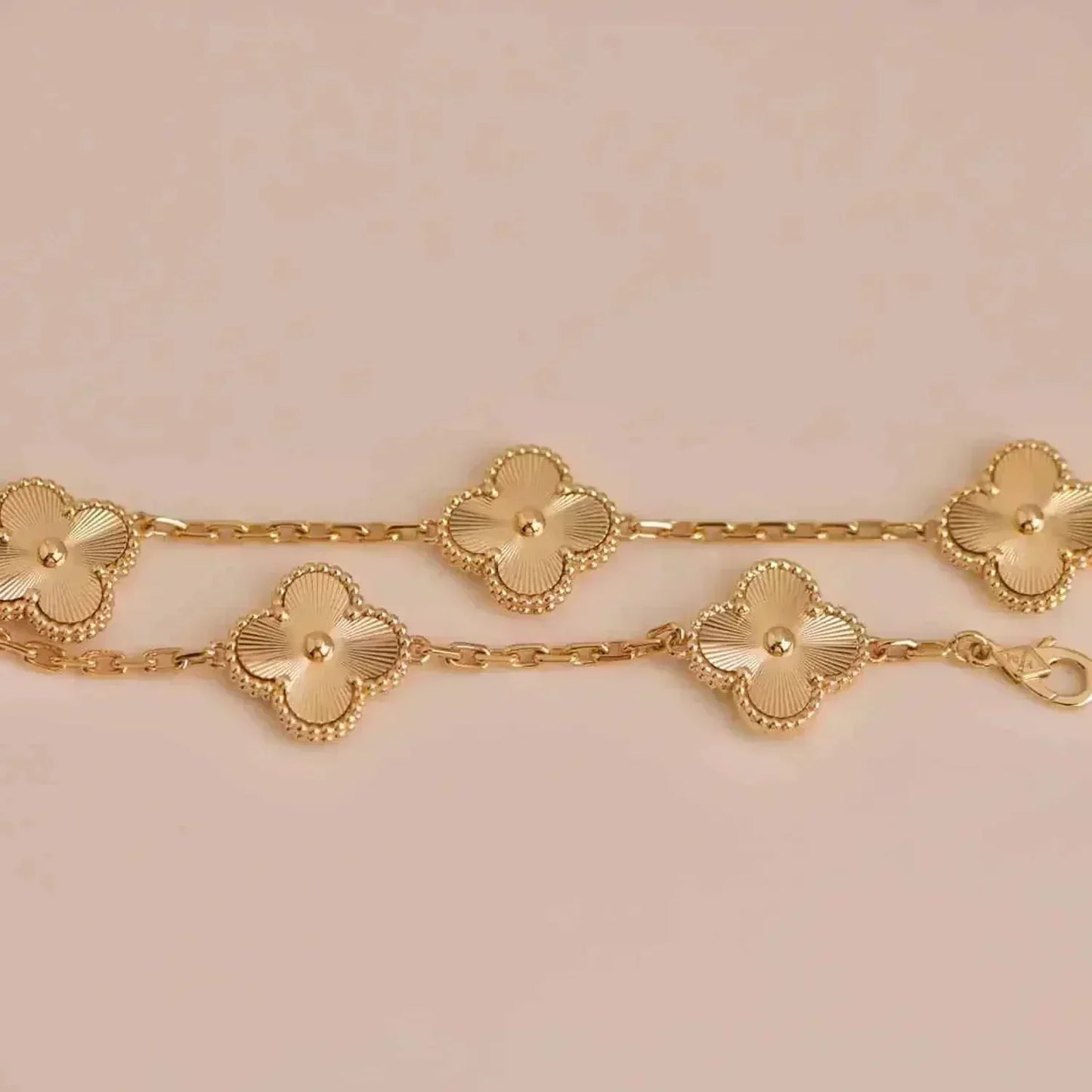 [Royal Top] CLOVER 5 MOTIF LASER BRACELET COLLECTION