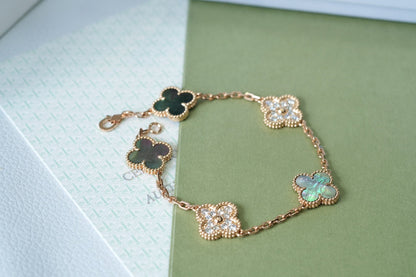 [Royal Top] CLOVER 5 MOTIF GRAY MOP BRACELET COLLECTION