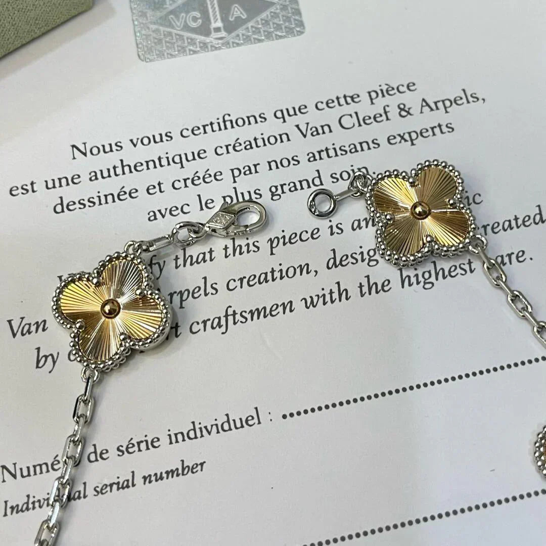 [Royal Top] CLOVER 5 MOTIF LASER BRACELET COLLECTION