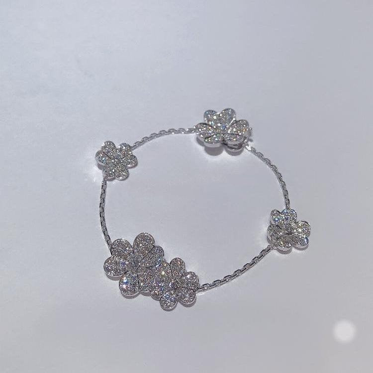 [Royal Top]FRIVOLE SILVER 5 FLOWERS BRACELET