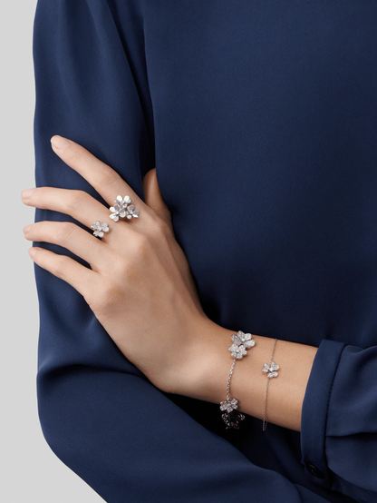 [Royal Top]FRIVOLE SILVER FLOWER DIAMOND BRACELET