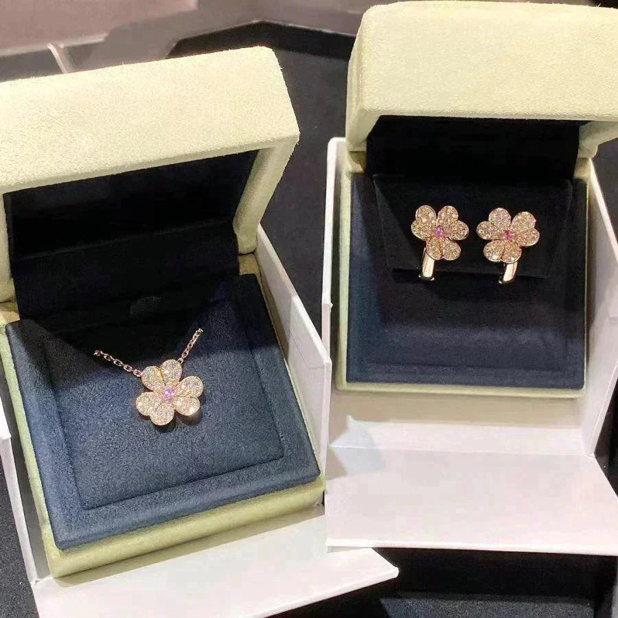 [Royal Top]FRIVOLE ROSE GOLD FLOWER DIAMOND NECKLACE
