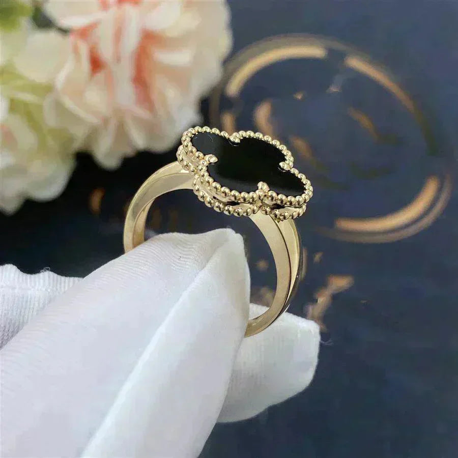 [Royal Top]CLOVER ONYX RING