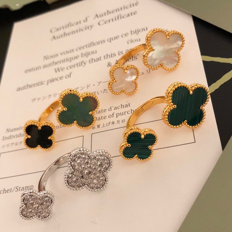 [Royal Top]CLOVER BETWEEN THE FINGER RING