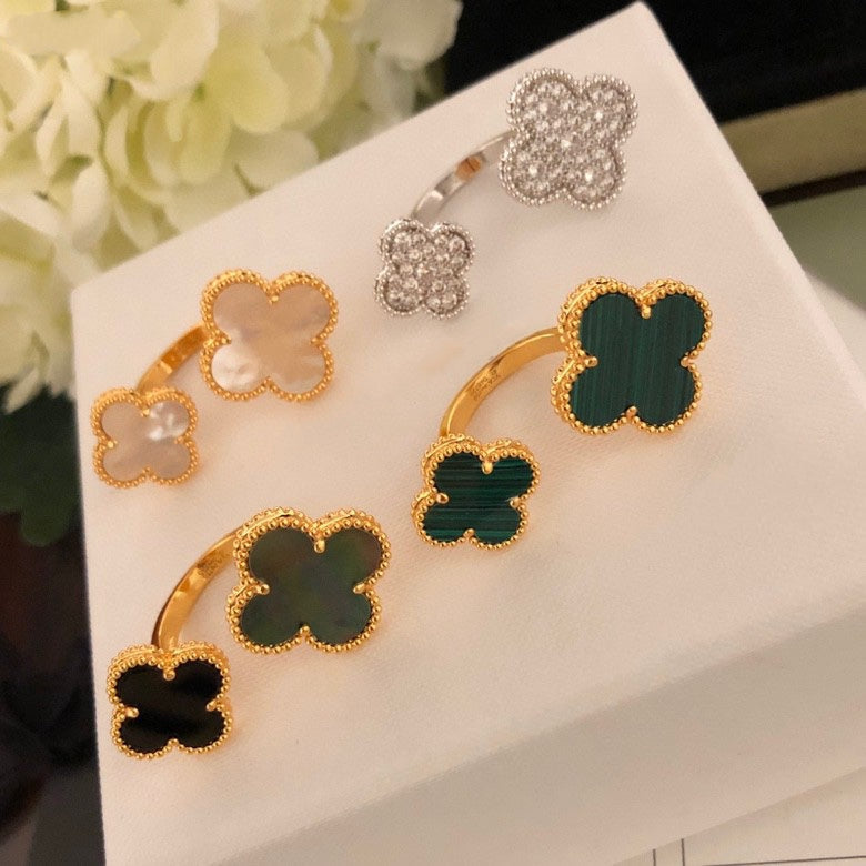 [Royal Top]CLOVER BETWEEN THE FINGER RING