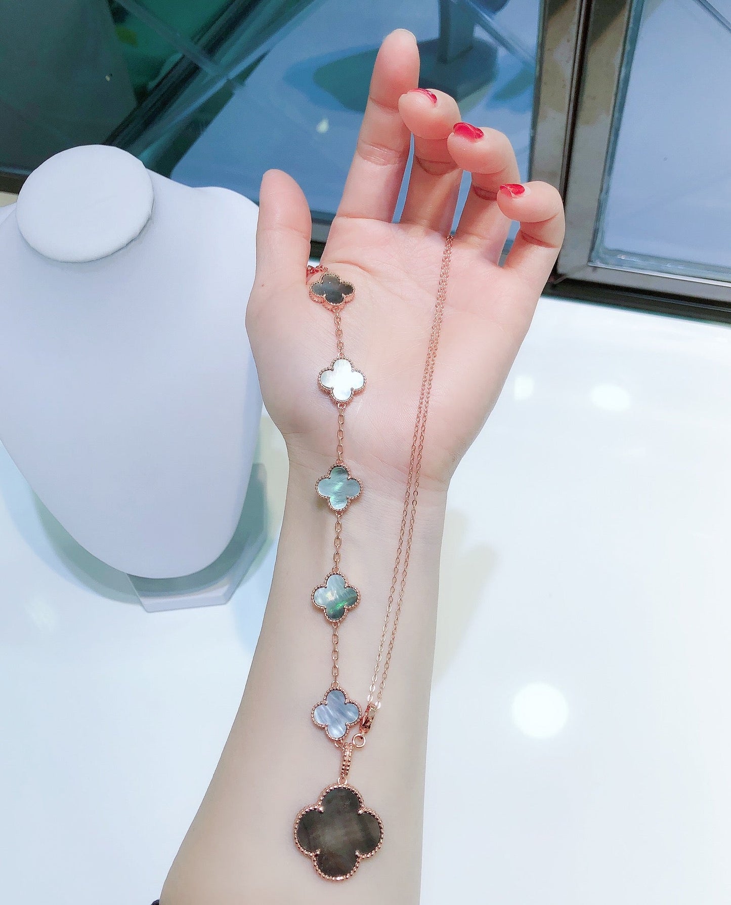 [Royal Top]COMBINED BRACELET 5 MOTIFS AND NECKLACE DARK MOP ROSE GOLD