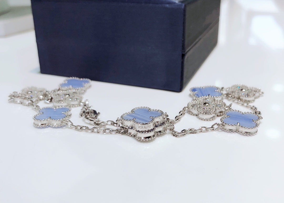 [Royal Top]CLOVER 10 MOTIFS CHALCEDONY DIAMONDS SILVER NECKLACE