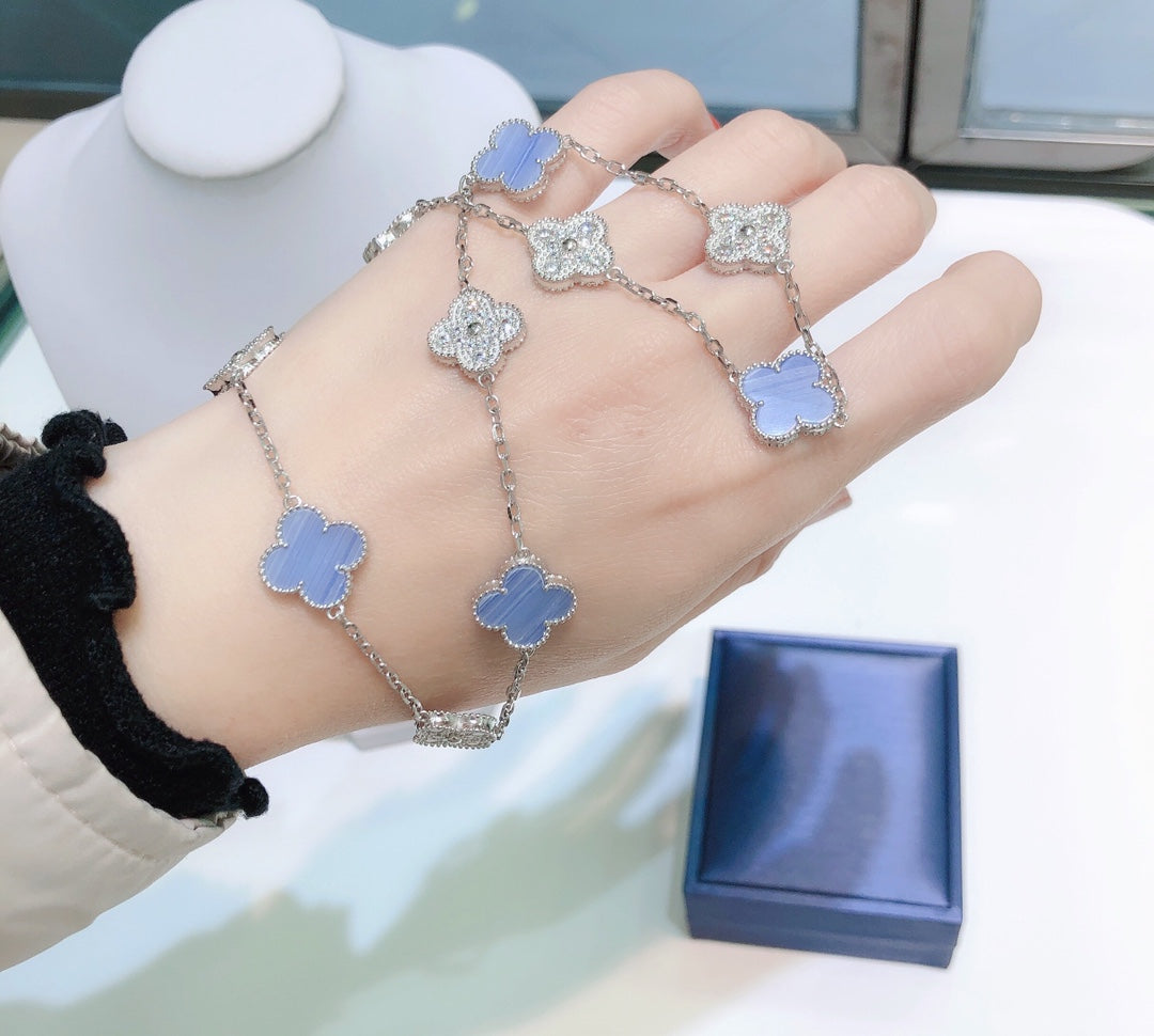 [Royal Top]CLOVER 10 MOTIFS CHALCEDONY DIAMONDS SILVER NECKLACE