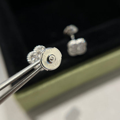 [Royal Top]CLOVER MINI DIAMOND STUD EARRINGS