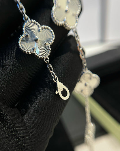 [Royal Top] CLOVER 5 MOTIF LASER BRACELET COLLECTION